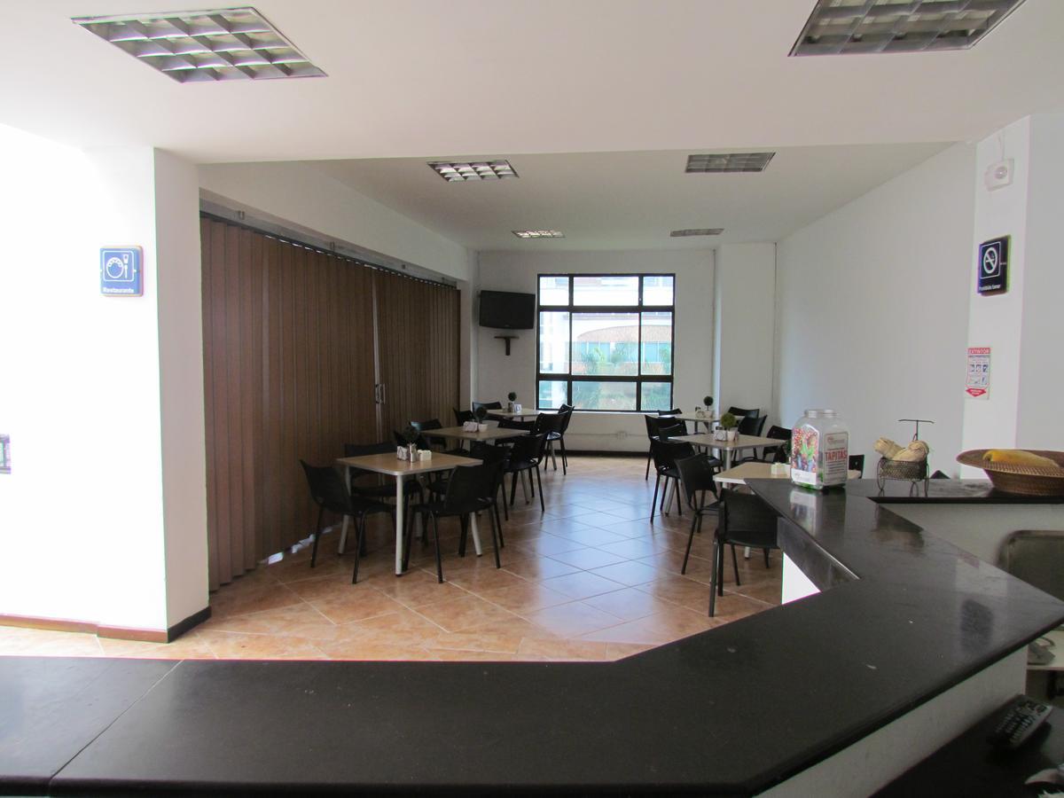 Hotel Plaza Mayor Medellín Zewnętrze zdjęcie