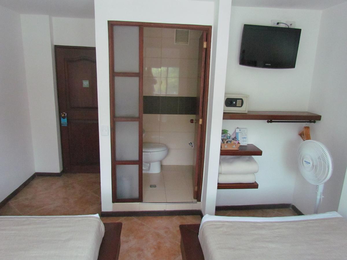 Hotel Plaza Mayor Medellín Zewnętrze zdjęcie