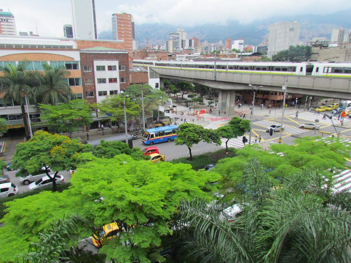 Hotel Plaza Mayor Medellín Zewnętrze zdjęcie
