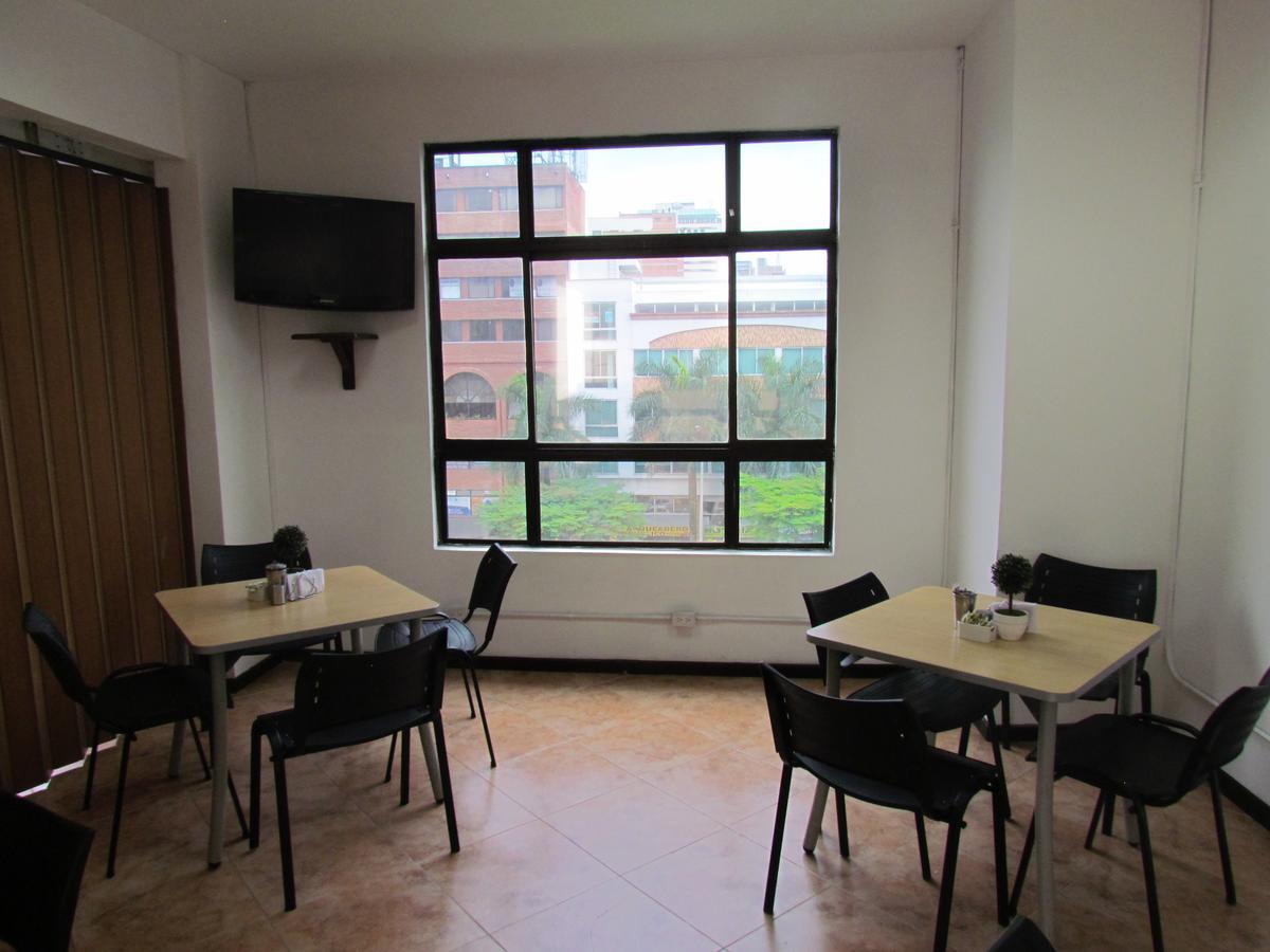 Hotel Plaza Mayor Medellín Zewnętrze zdjęcie