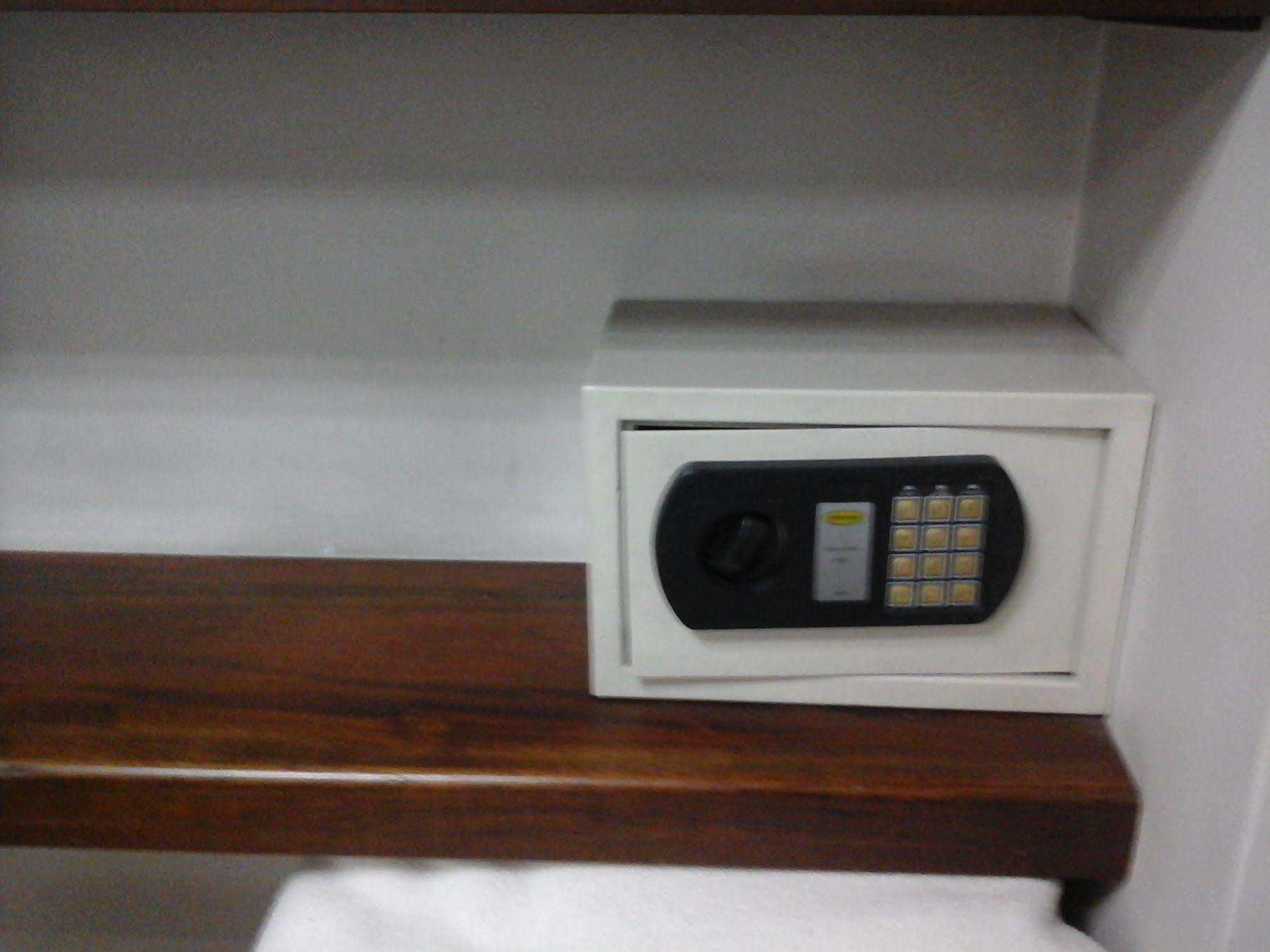 Hotel Plaza Mayor Medellín Zewnętrze zdjęcie